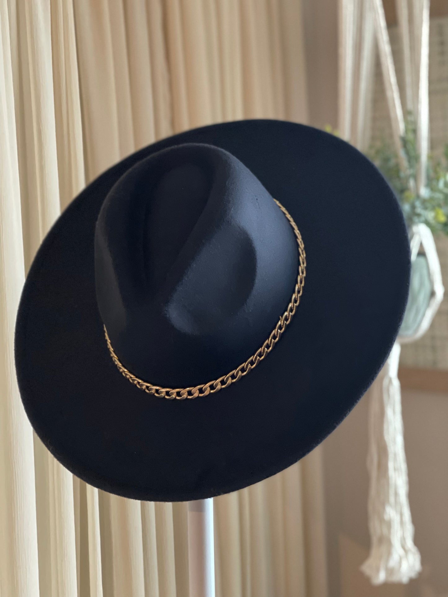 Lilly Fedora